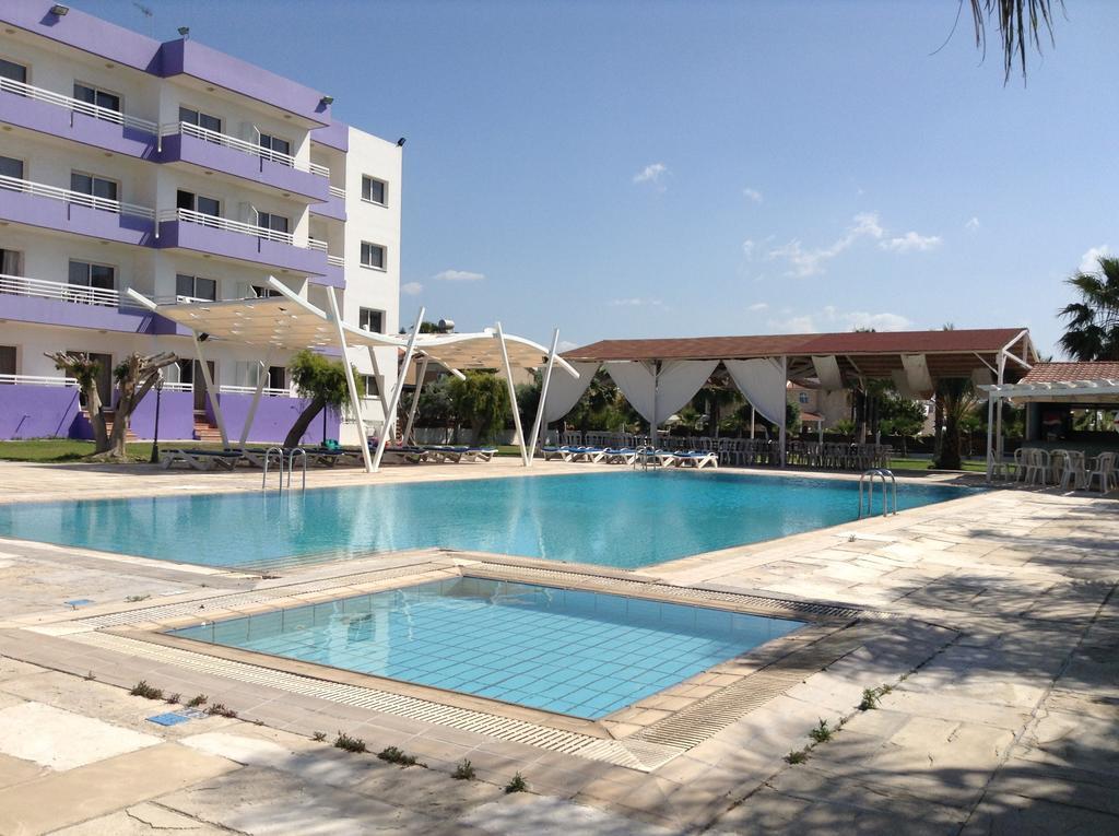 Valana Hotel Apartments 레메소스 외부 사진