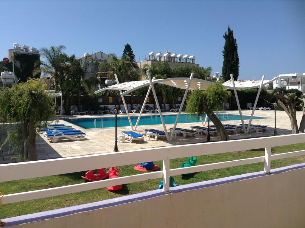 Valana Hotel Apartments 레메소스 외부 사진